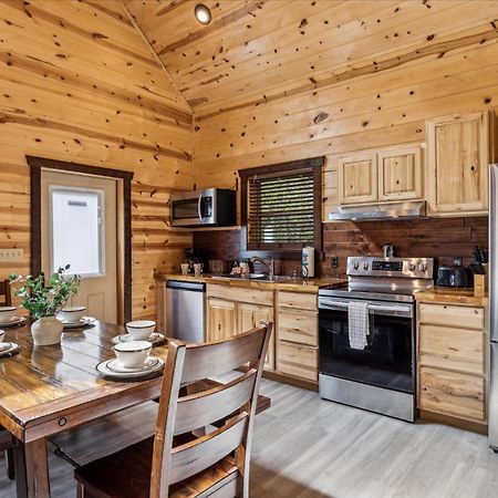 Music Row Cabin Starkeytown Екстериор снимка